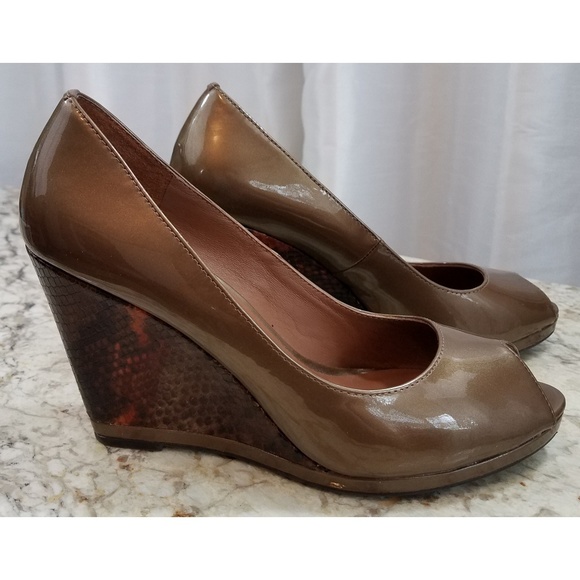 Donald J. Pliner Shoes - Donald J pliner bronze wedge